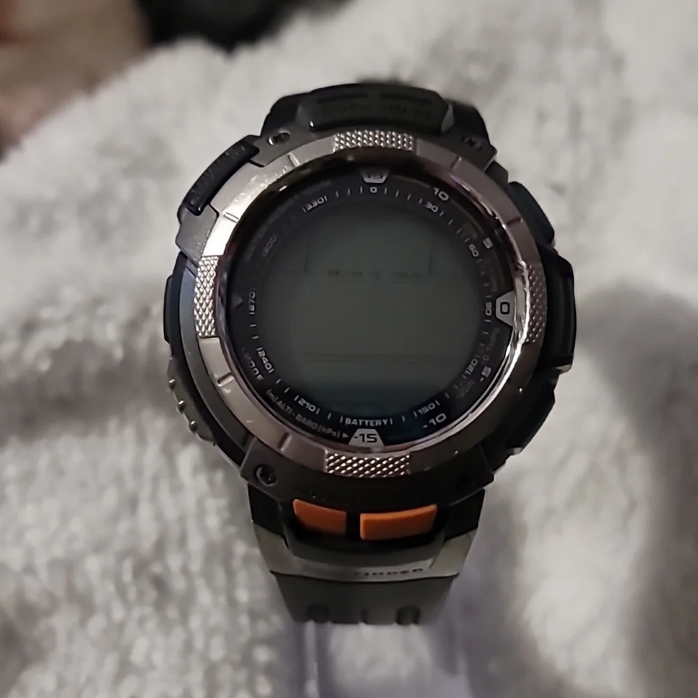 Casio Pathfinder PAG-80 Altimeter Barometer Thermometer Men's Watch Need Battery